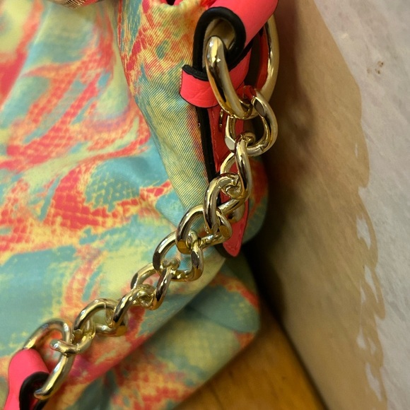 Juicy Couture Neon
Preppy Pink Large
Tunnel Flap Envelope
Cross Body Purse
Y2K. - Picture 14 of 15